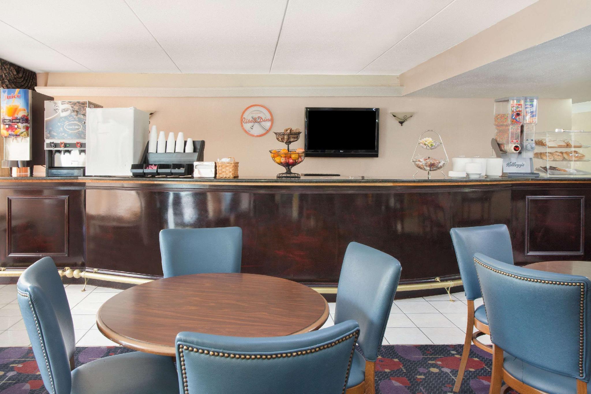 Baymont By Wyndham - Chicago - Addison - O'Hare Hotel Buitenkant foto