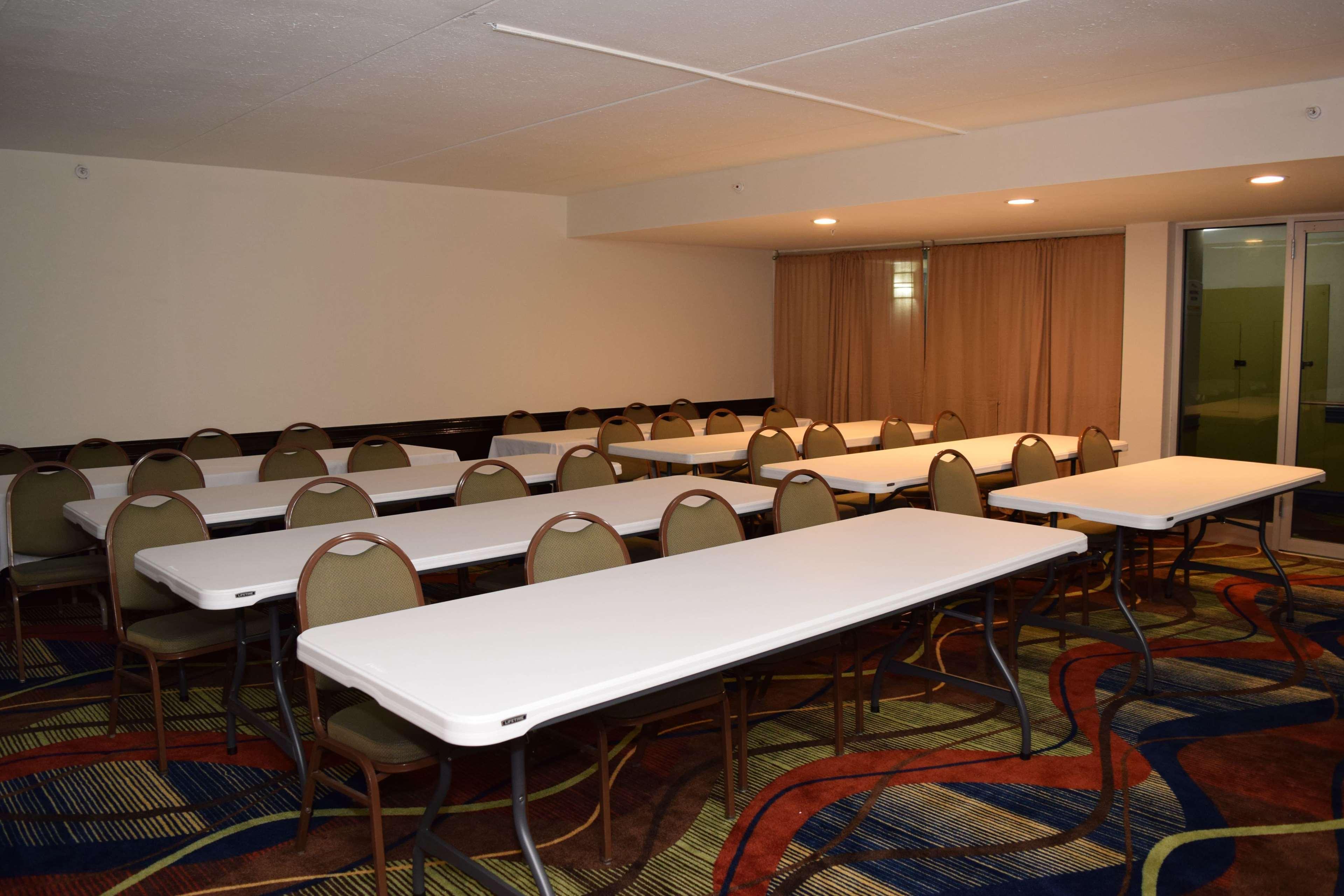 Baymont By Wyndham - Chicago - Addison - O'Hare Hotel Buitenkant foto