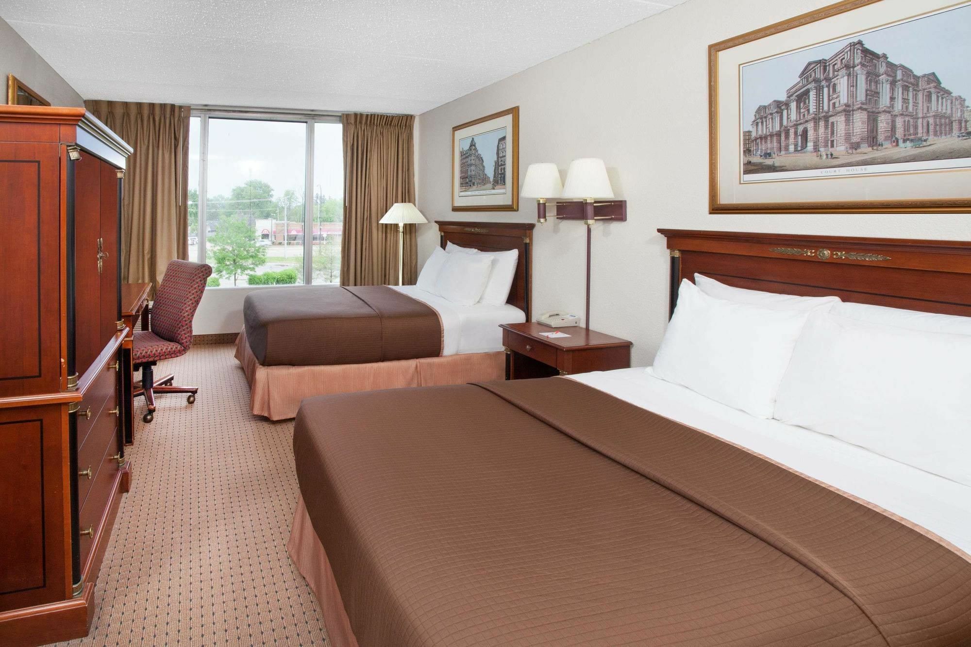 Baymont By Wyndham - Chicago - Addison - O'Hare Hotel Buitenkant foto
