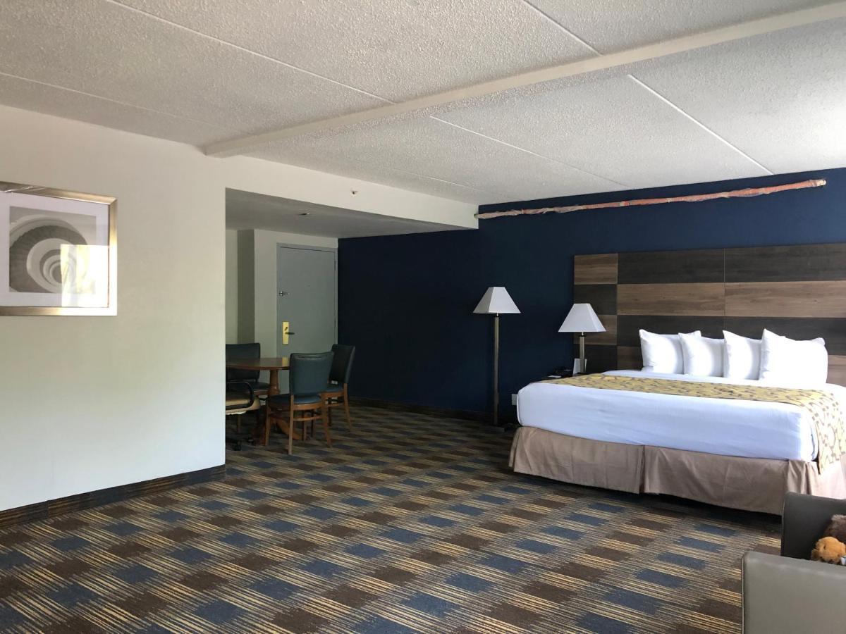 Baymont By Wyndham - Chicago - Addison - O'Hare Hotel Buitenkant foto